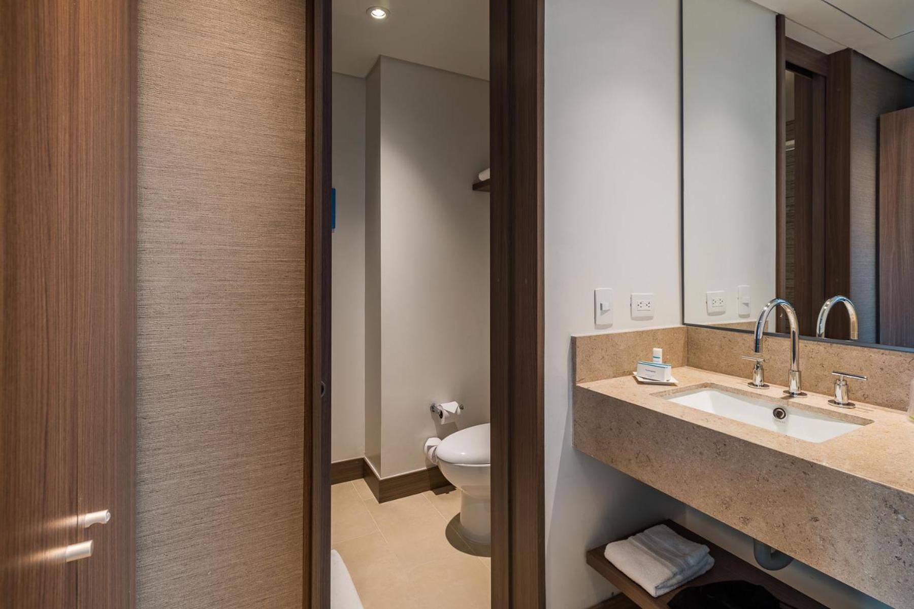 酒店 Hampton By Hilton Airport