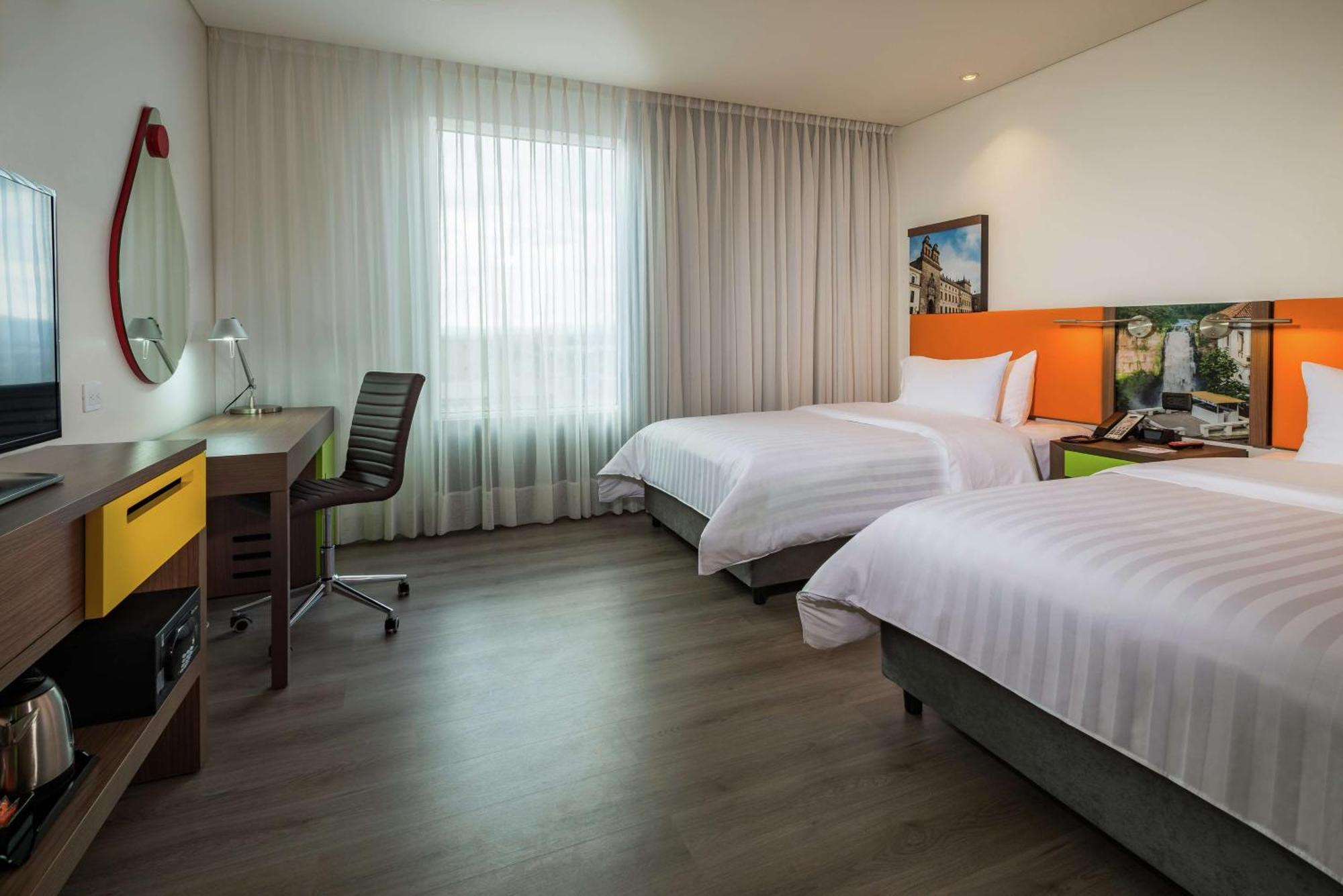 酒店 Hampton By Hilton Airport