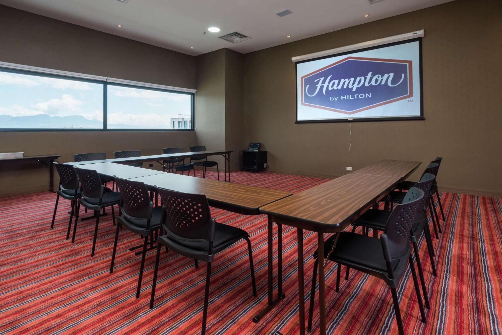 Hampton By Hilton Airport 酒店 Bogotá